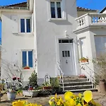 Gite Fleuri Le Marronnier, Au Calme, Terrasse, Parking Et Clim , Entre Colmar-Riquewihr Et Obernai Apartmán *