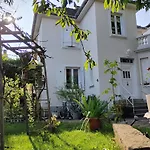 Superbe Gite Le Marronnier Au Calme, Parking, Terrasse, Clim - Commerces A 150M Entre Plaine Et Montagne - Pres De Colmar - Route Des Vins ,Vue Sur Espace Vert Et Montagne Châtenois