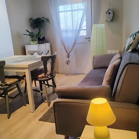 Avec Parking, Au Calme, Entre Colmar-riquewihr Et Obernai, Terrasse, Vue Sur Espaces Verts Et Coteaux D Alsace, Route Du Vin-chateaux Apartmán *