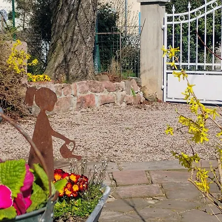 Апартаменты Gite Villa Le Marronnier, Grande Terrasse, Parking Prive & Spa Prive, Rue Tres Calme, Entre Colmar-Riquewihr Et Obernai, Avec Climatisation - Route Des Vins D'Alsace