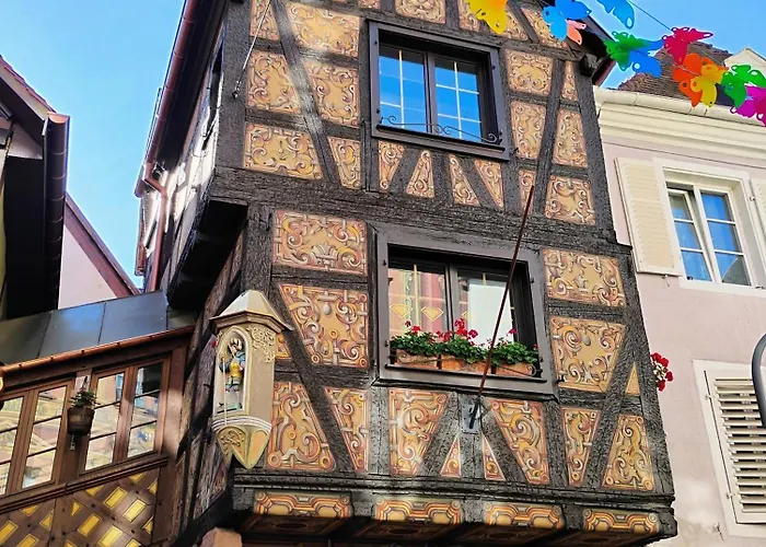 Appartement Le Marronnier, Parking Et Terrasse - Au Calme, Tous Commerces A 150m - Pres De Colmar - Route Des Vins A 100m, Vue Sur Espace Et Montagne *