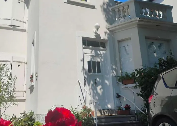 Le Marronnier, Parking Et Terrasse - Au Calme, Tous Commerces A 150m - Pres De Colmar - Route Des Vins A 100m, Vue Sur Espace Et Montagne Appartement *